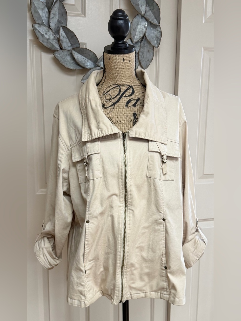 979: Dressbarn Cream Zip-Front Utility Jacket - 18/20